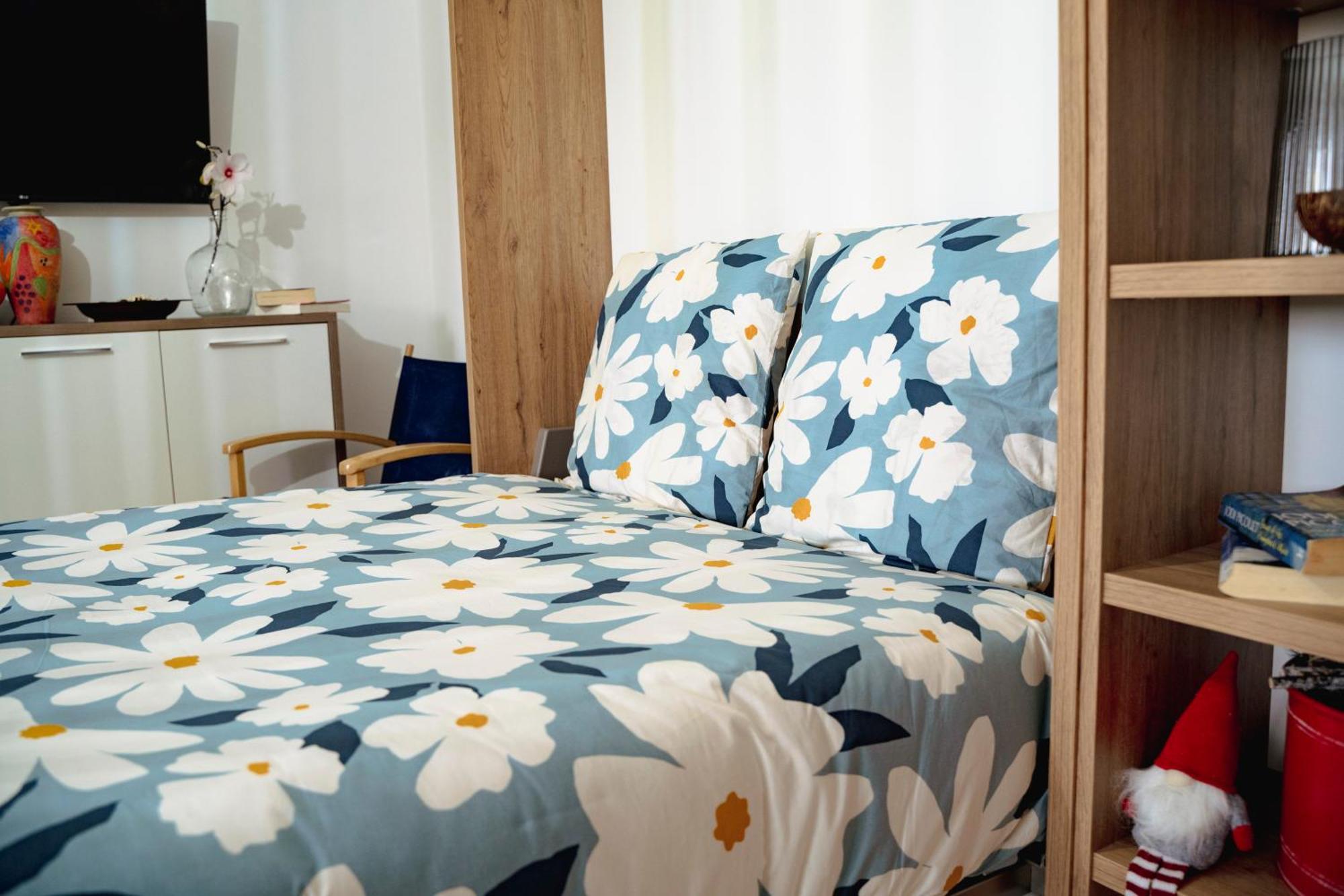 Wonderful Apartment In Ferragudo 2Double Beds Near Beaches And Golf エクステリア 写真
