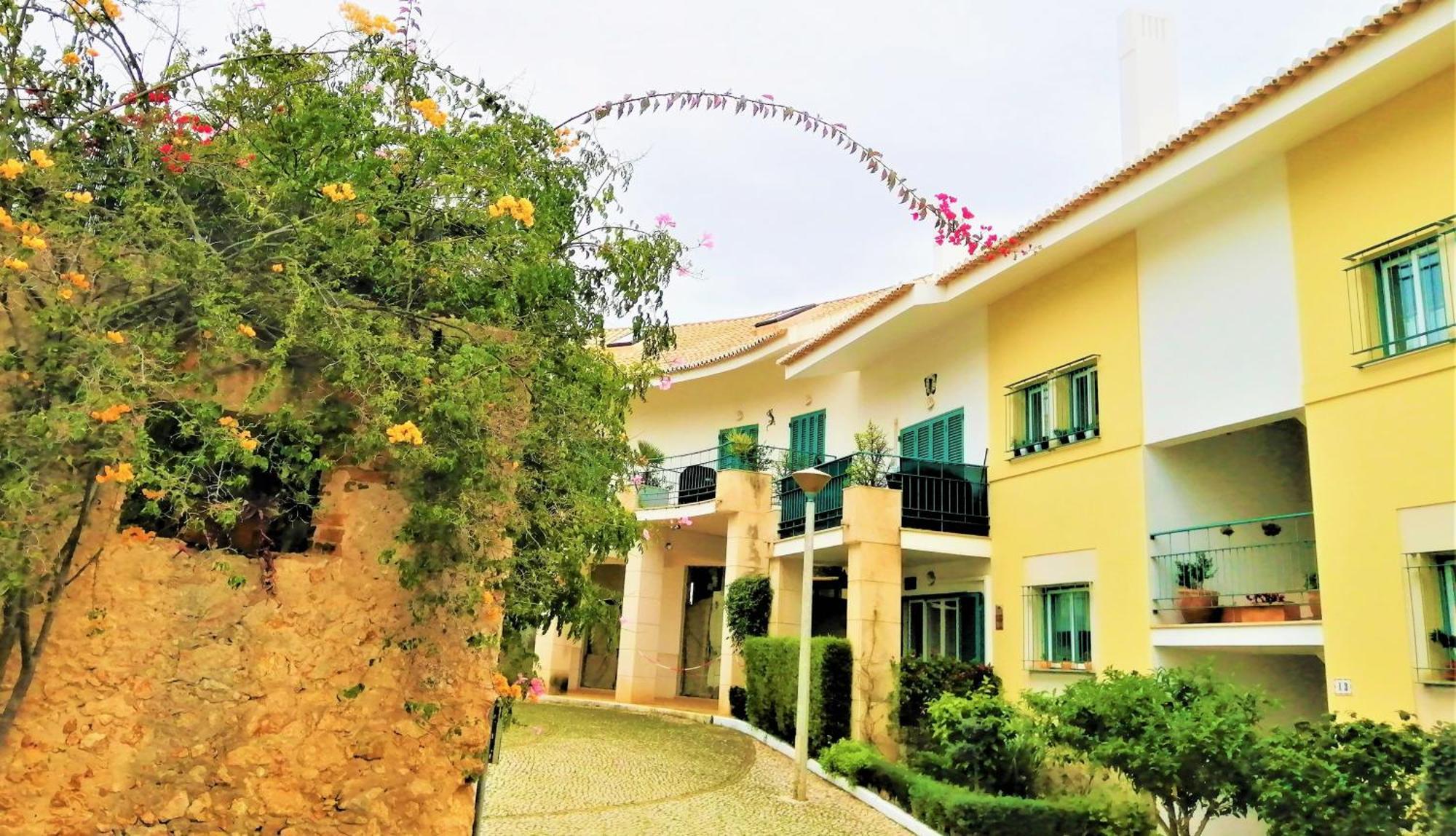 Wonderful Apartment In Ferragudo 2Double Beds Near Beaches And Golf エクステリア 写真